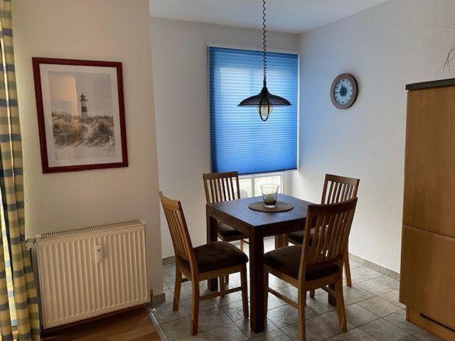 Haus-Olymp-Apartement-01-Kuehlungsborn-Nur-50-M-Bis-Zum-Strand-Ca-50-M2-2-Raeume-Sehr-Gepflegt Екстериор снимка